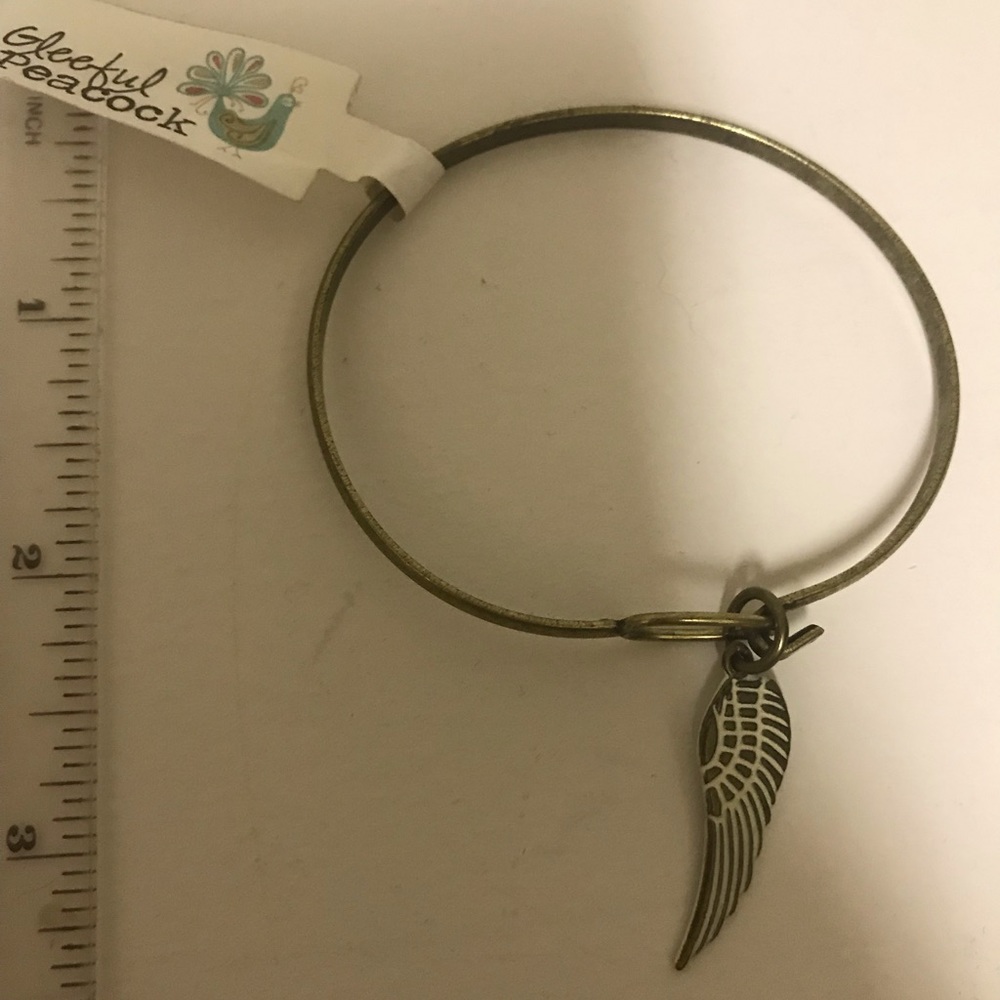 NWT Gleeful Peacock Boho Feather Charm Bracelet